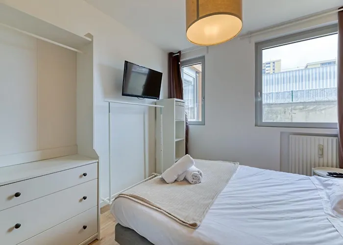 Roxane Spacious 3-bedroom With Terrace And Parking Just Steps * Rouen